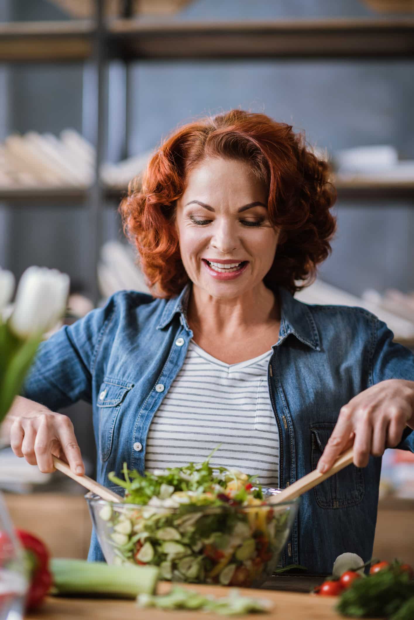 Cooking vegetable salad